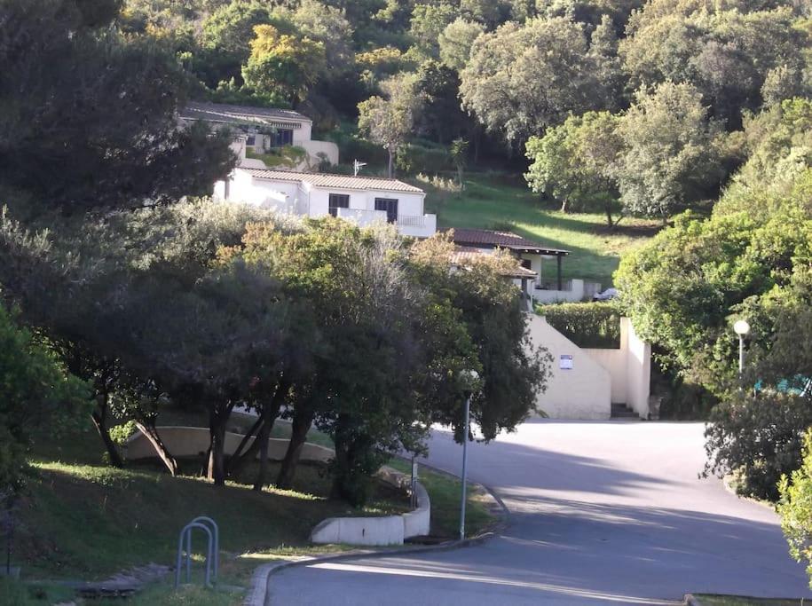 Appart 5 Personnes A Porticcio Avec 2 Piscines Materiel Enfant ,Bebe Clim Exterior foto